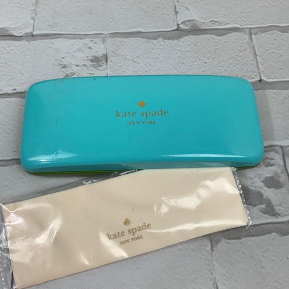 Kate spade sunglasses eyeglasses case with cloth. - Picture 1 of 10